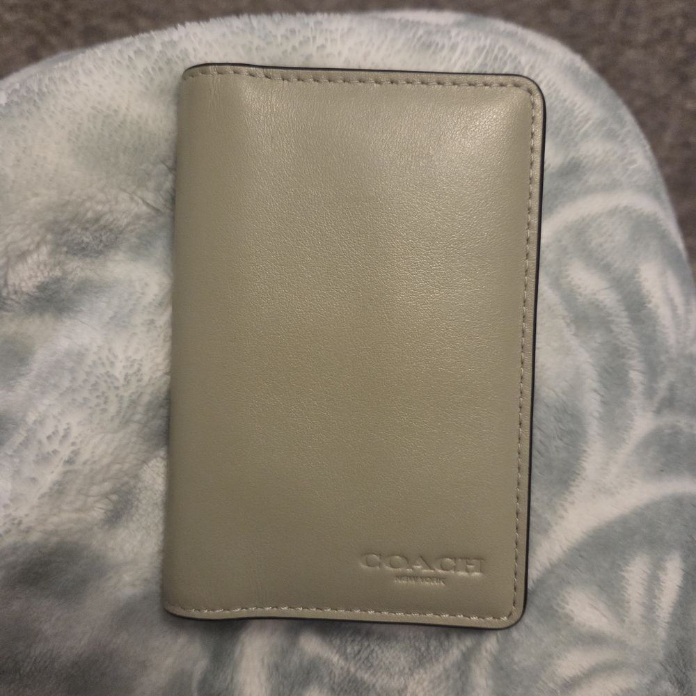 Coach Leather Card Holder - Olive